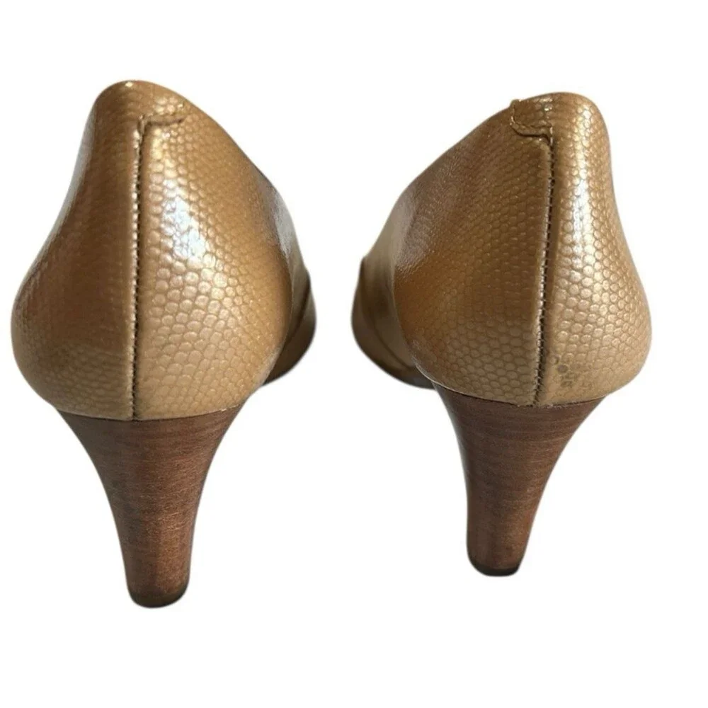 Nurture Marjorrie Tan Leather Pump Platform Round Toe Snake Skins Heels Sz 9M